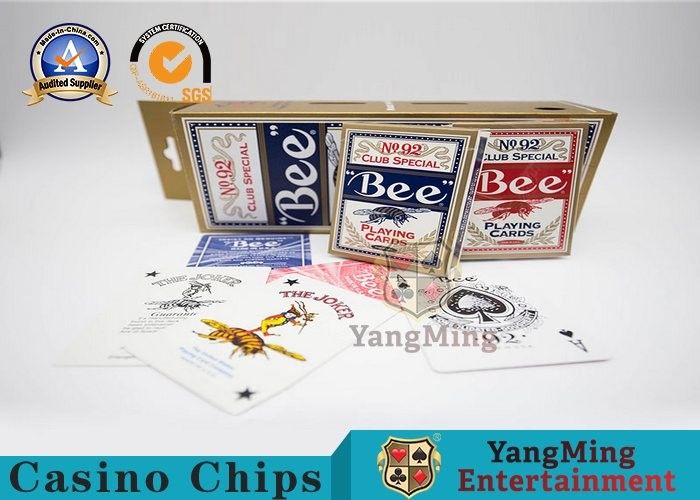 Naipes americanos originales del casino de la abeja del club 92 del póker con el papel negro ULTRAVIOLETA de base