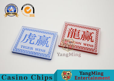 comprar El casino Dragon Tiger Poker Game Marker 8 juegos de naipes de las cubiertas gana el botón del distribuidor autorizado Fabricación en línea