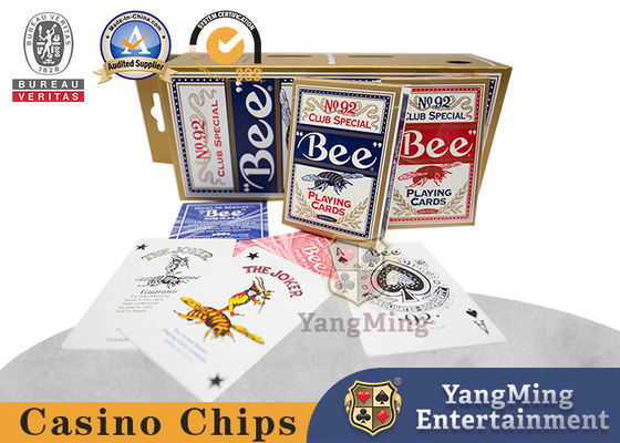 Empaquetado negro trasero de la caja de color de punto de la tarjeta del póker del casino de la base del modelo 310g de la abeja roja y azul