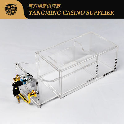 Venta caliente 8 barajas de cartas transparentes Envío de caja con cerradura Baccarat Juego de apuestas Juegos de mesa de póquer