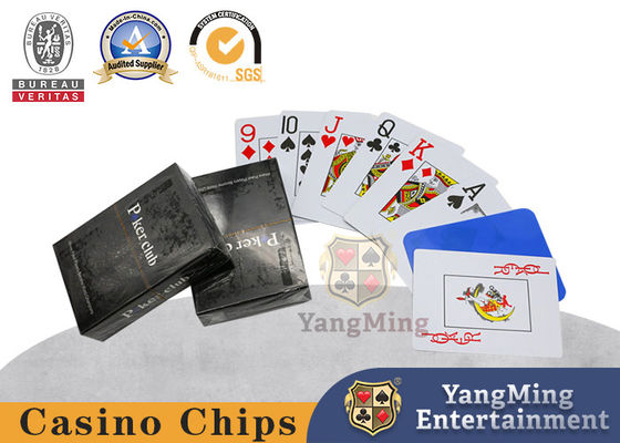 Mesa de Texas Hold'em 100% de plástico de PVC, cartas de juego impermeables rojas y azules específicas del casino